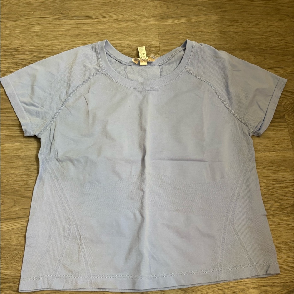 Athleta shirt